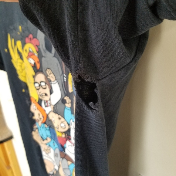 Vintage 2009 Fox Family Guy Characters T-shirt - Picture 8 of 10